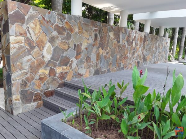 Các mẫu đá Lai Châu ốp tường đẹp