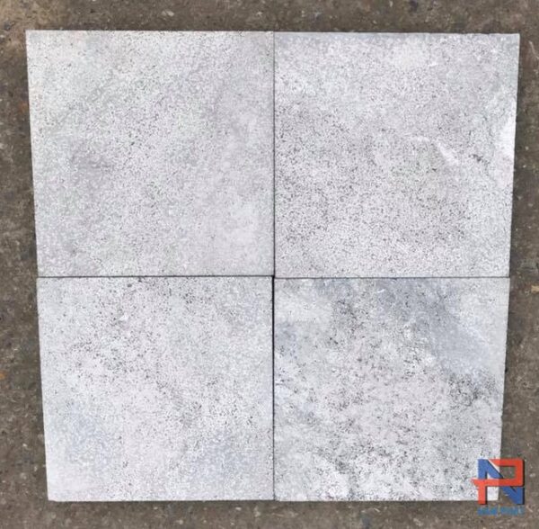 Đá ghi sáng lát sân vườn kích thước 300x300