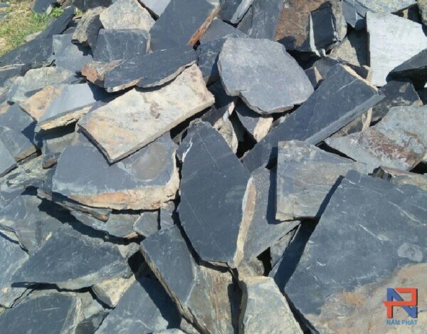 Đá Lai Châu lát sân rối ngẫu nhiên